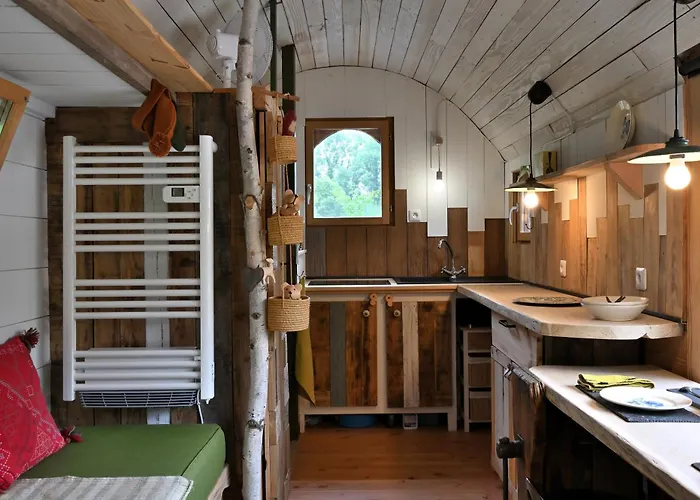 Roulotte Appoline Arrien-en-Bethmale